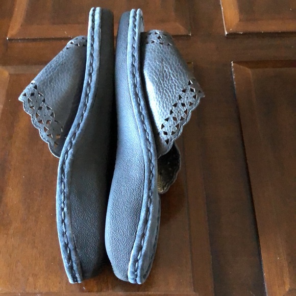 Women’s size 8 easy spirit SW–Becket–S blue leather biodegradable sandals - Picture 4 of 9